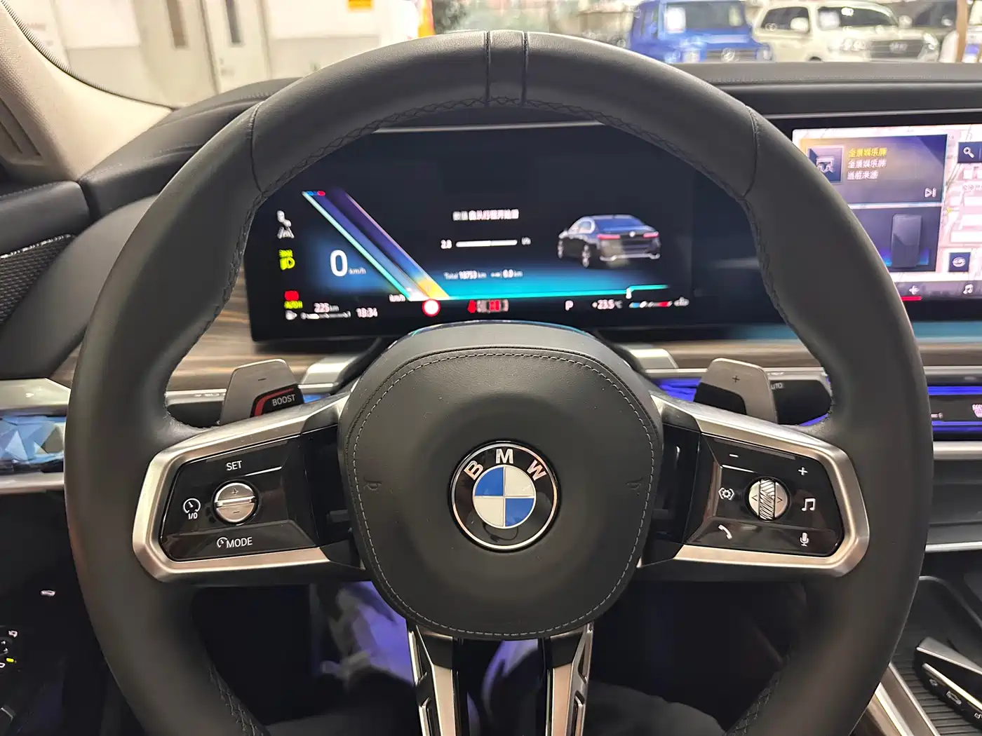 BMW 7 Series 2023 Model 735Li M Sport Package фото 13