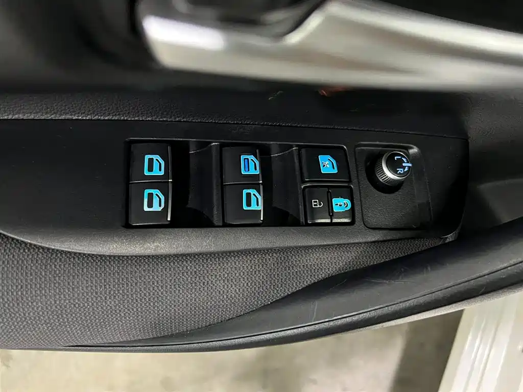 Toyota Corolla 2021 1.2T S-CVT Elite PLUS Edition фото 9