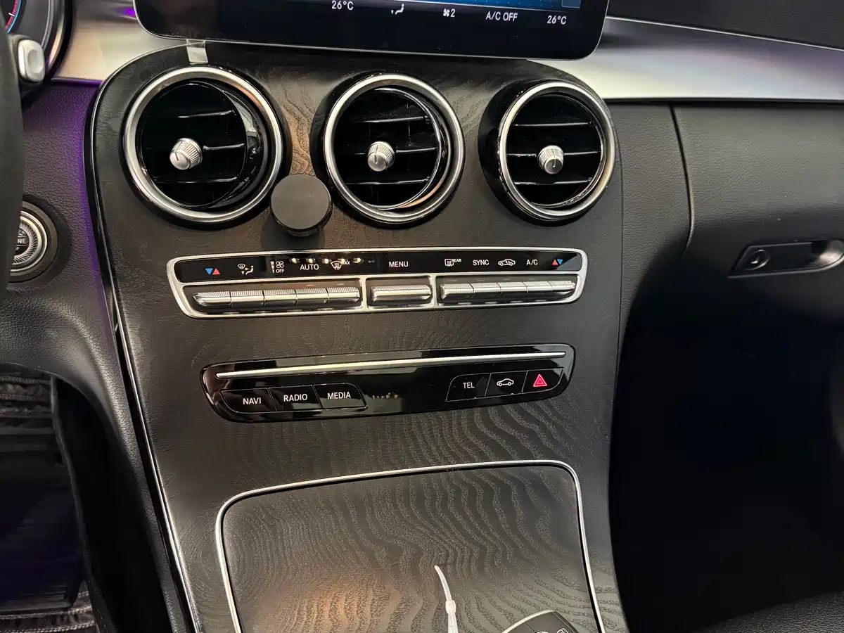 Mercedes-Benz C-Class 2019 Facelift C 260 L Sport фото 12