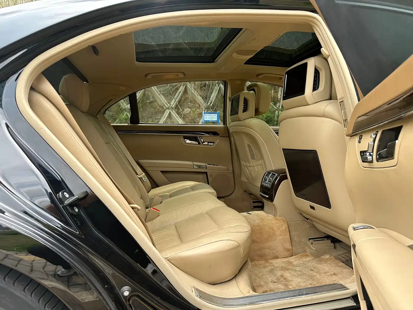 Mercedes-Benz S-Class 2012 S 350 L Grand Edition фото 17