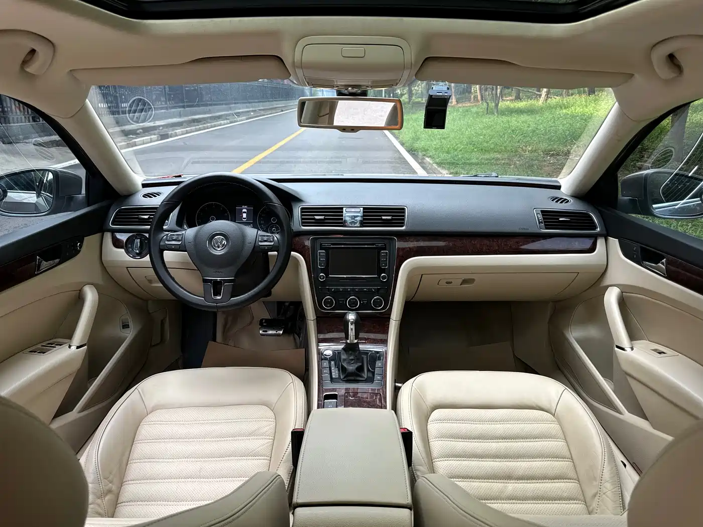 Volkswagen Passat 2013 2013 1.8TSI DSG Yuzun
