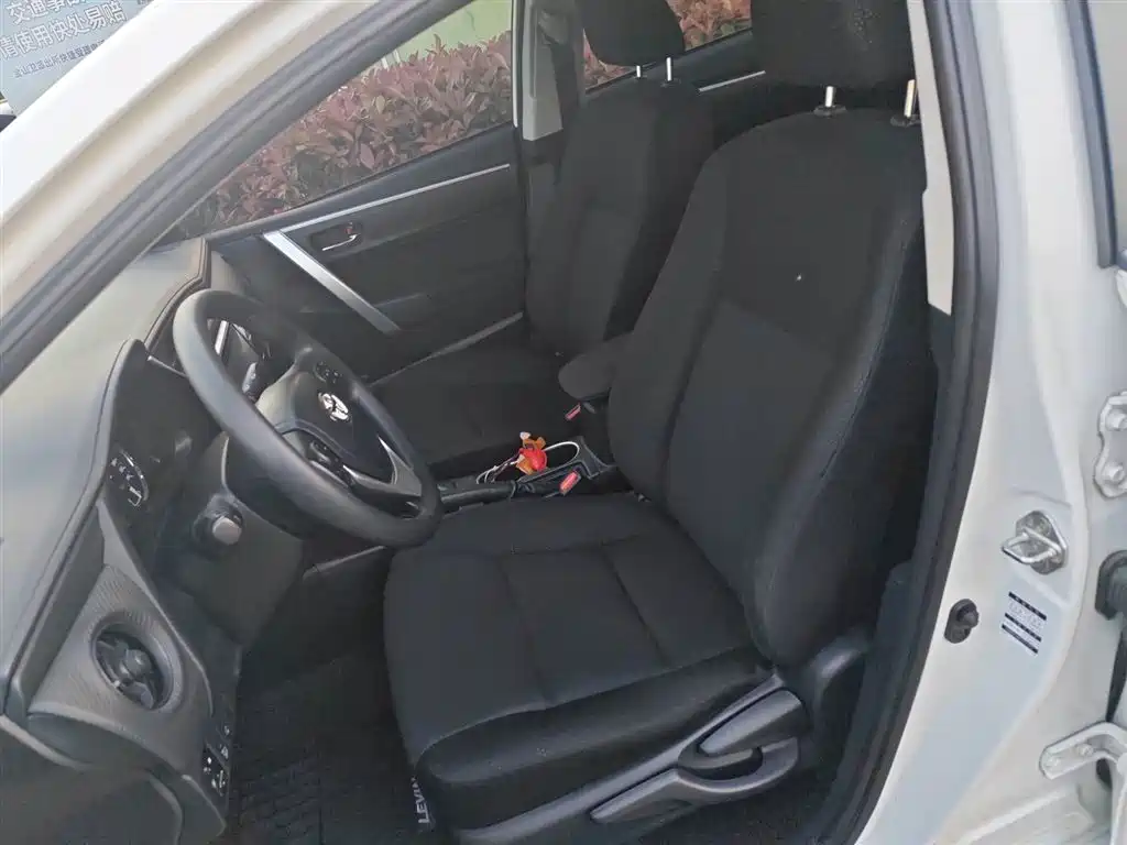 Toyota Levin Twin Engine E+ 2019 1.8PH GS E-CVT Elite Sunroof Edition фото 15