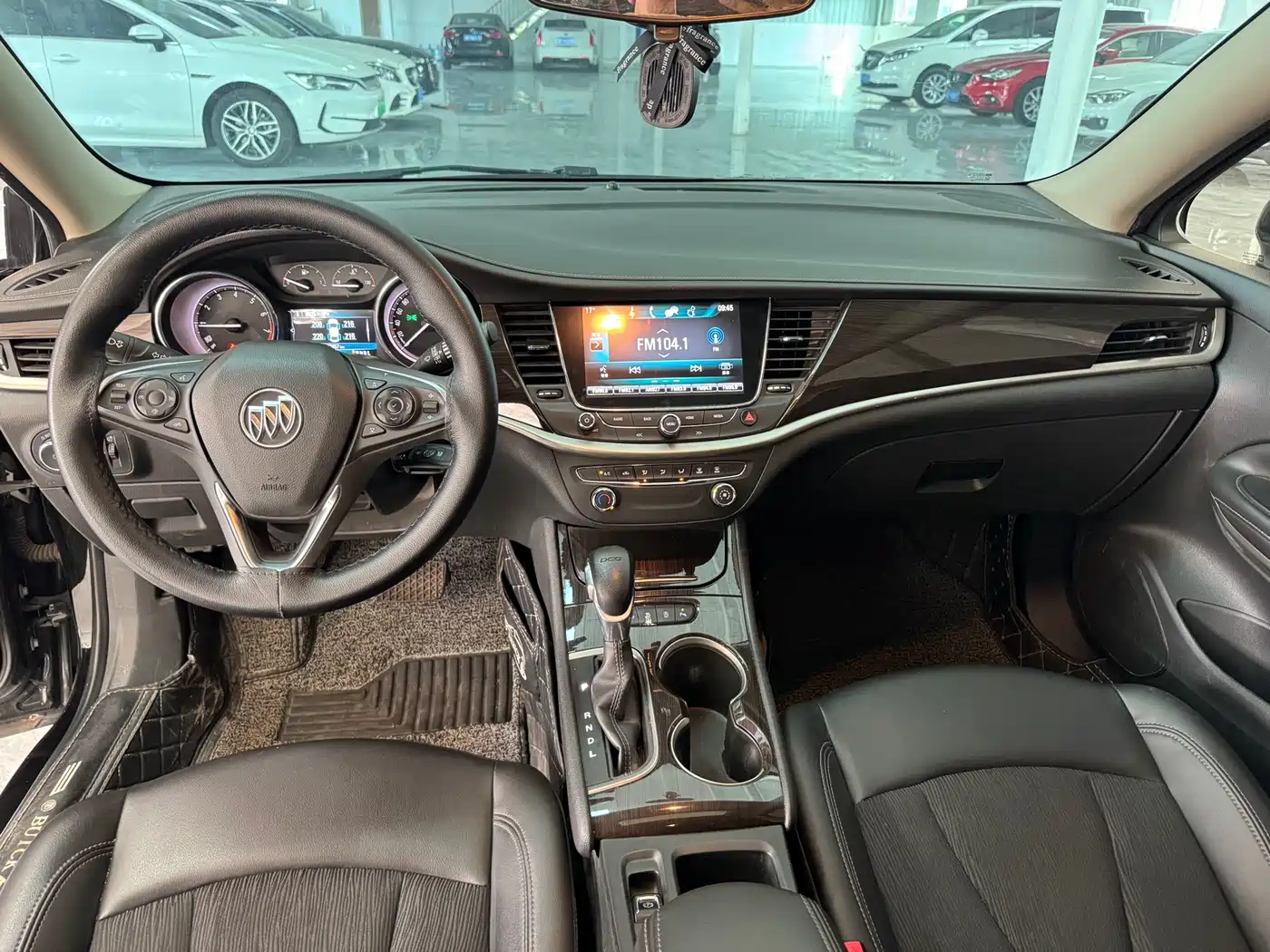 Buick Verano 2019 Sedan 20T Dual Clutch Leading фото 8