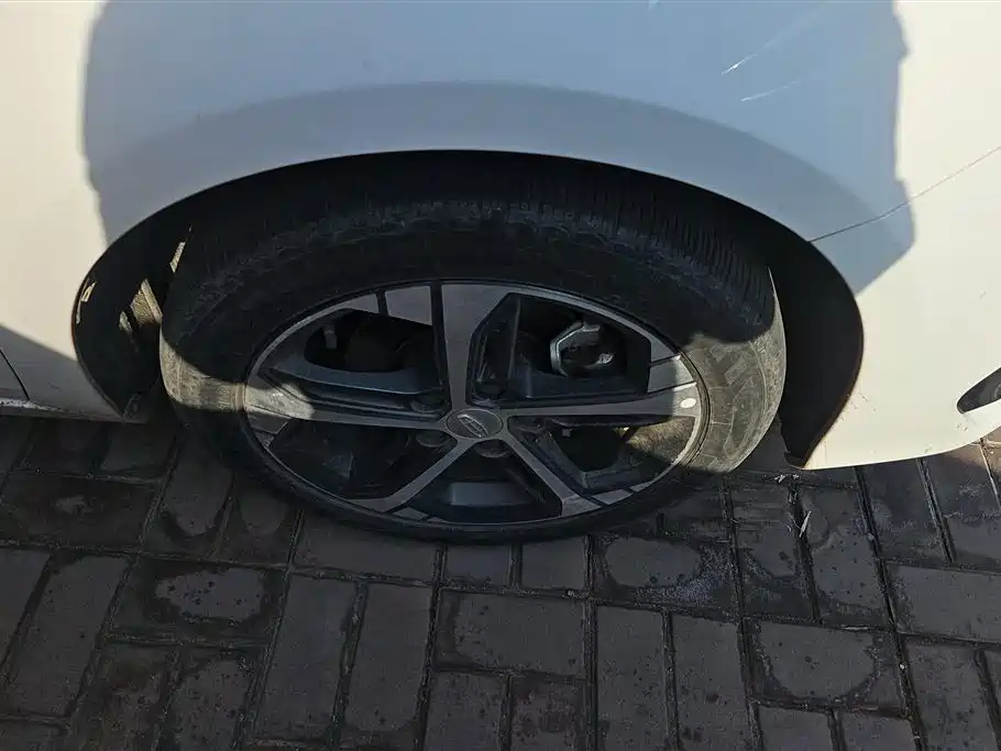 GEELY AUTOMOBILE EMGRAND L