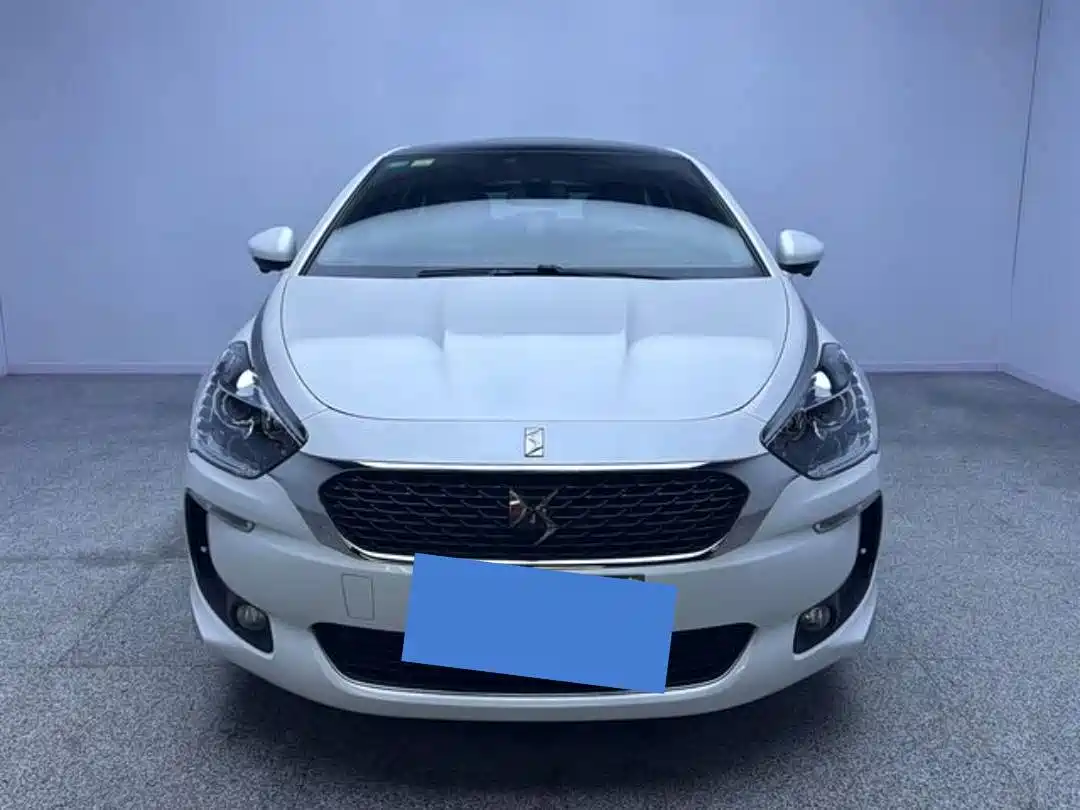 Фото 2 - DS 5