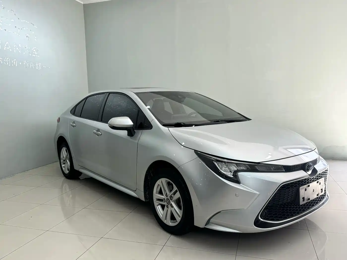 Toyota Levin 2021 185T CVT Luxury Edition фото 3