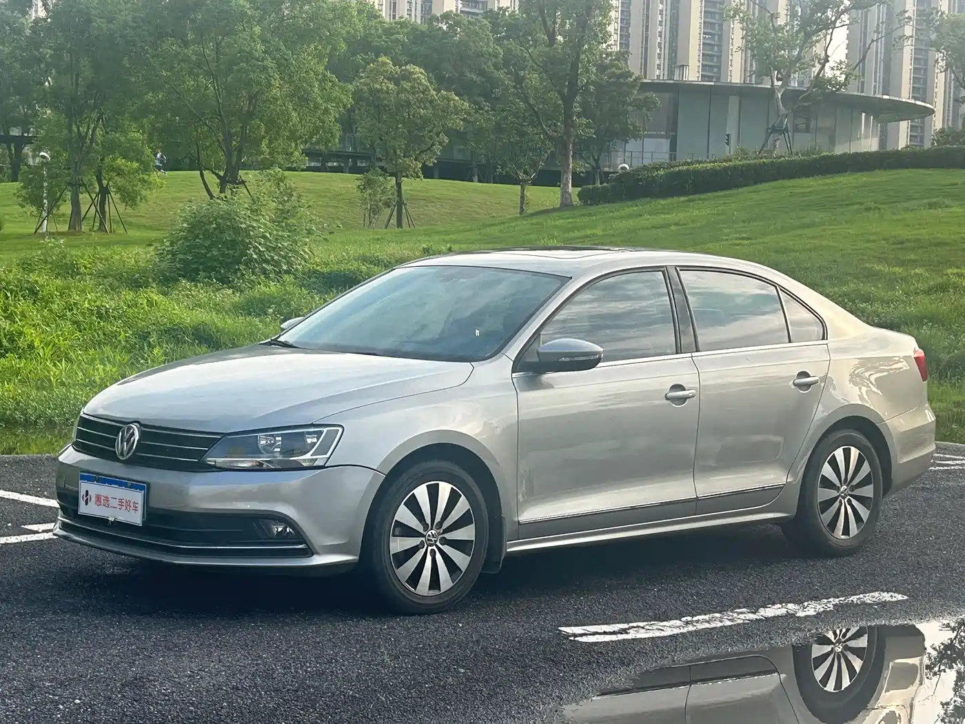 Volkswagen Sagitar 2018 1.6L Automatic Comfort