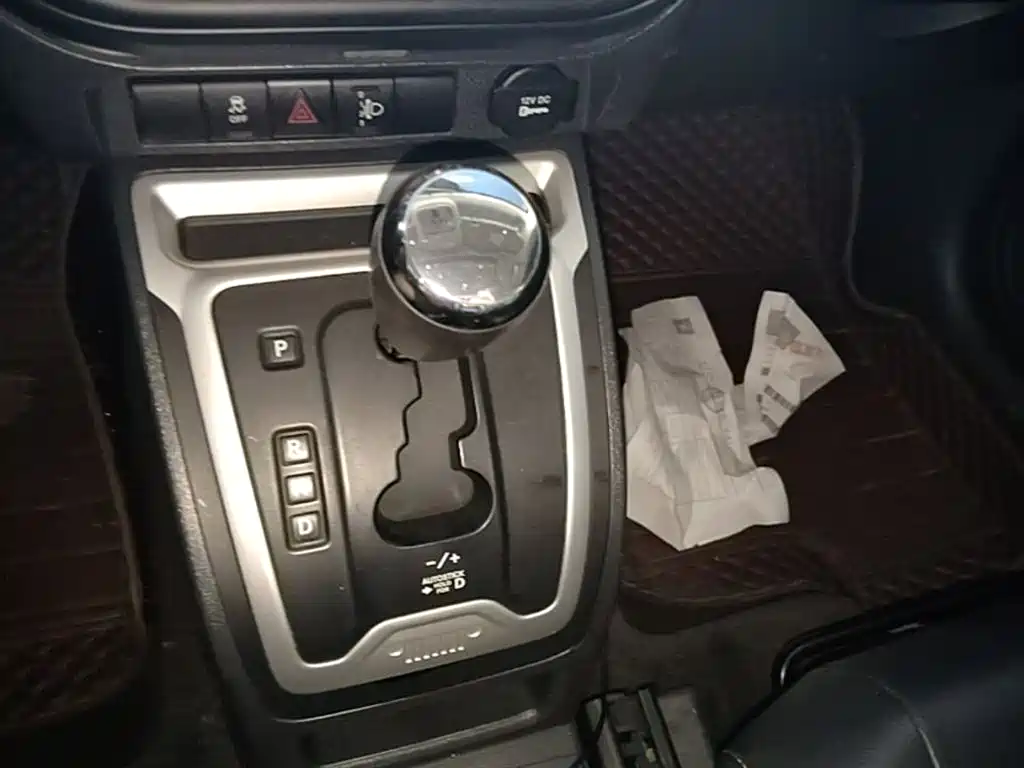 Фото 14 - Jeep Compass (Import)
