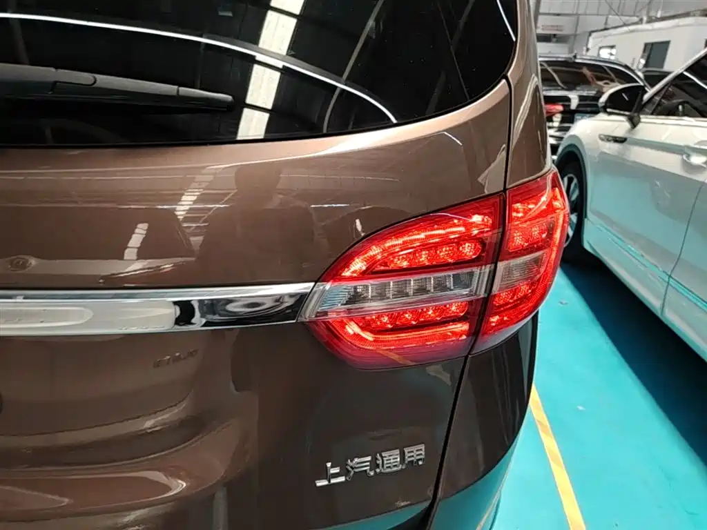 Buick GL8 2018 28T Luxury Model China VI фото 8