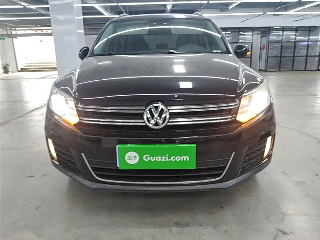 Volkswagen Tiguan 2015 1.8TSI Automatic 2WD Comfortline фото 3