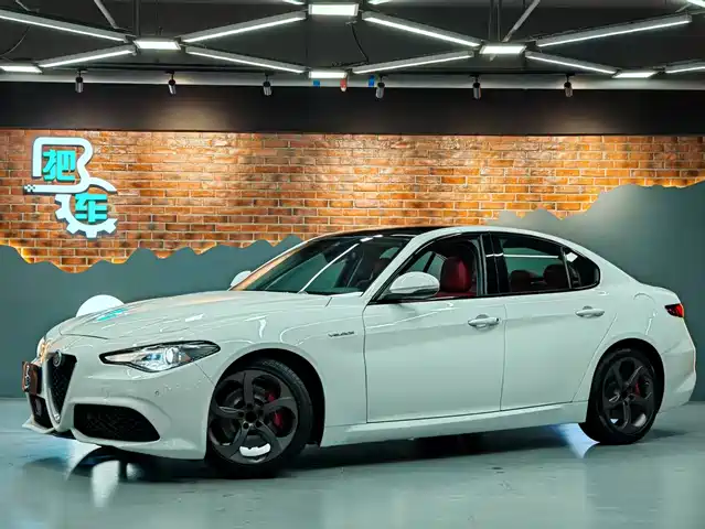 ALFA ROMEO GIULIA