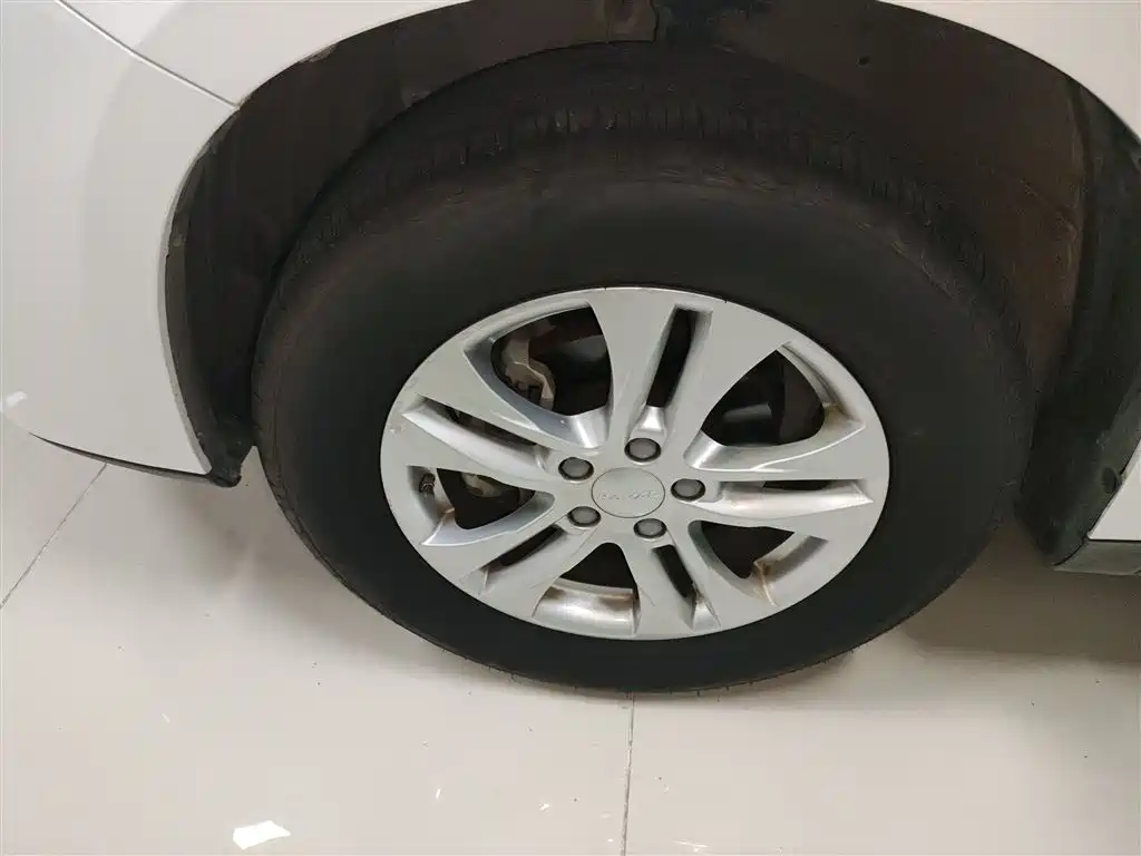 Haval M6 2019 1.5T DCT 2WD Elite Version China V фото 25