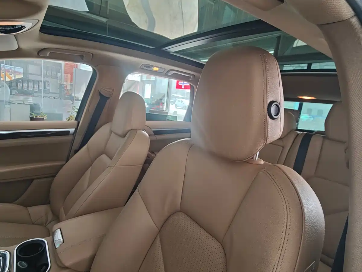 Porsche Cayenne 2011 Cayenne S 4.8L фото 8