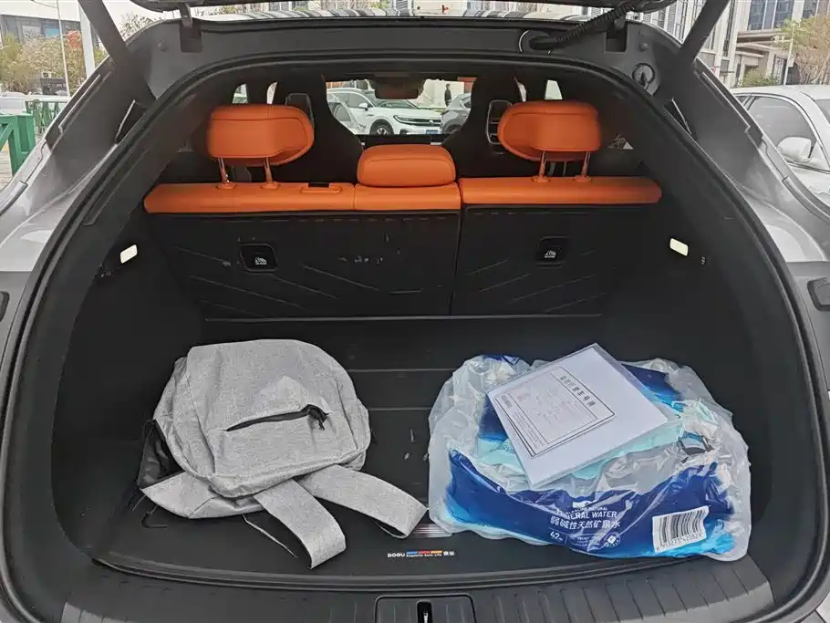 XIAOMI CAR XIAOMI YU7