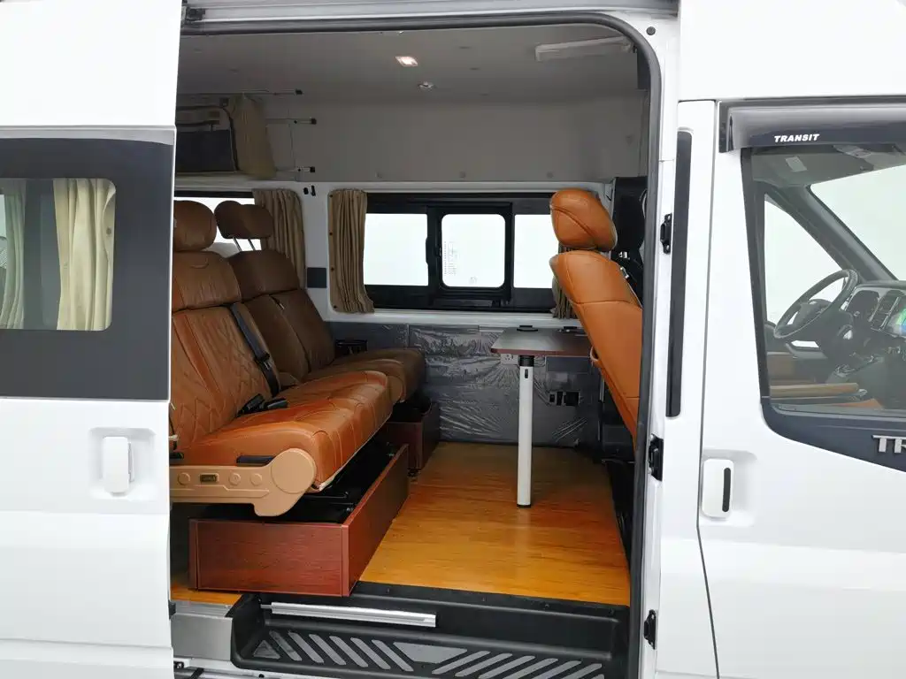 Ford New Generation Transit 2021 2021 Model 2.2T Automatic Logistics Vehicle Pro 5.9m Long Wheelbase Dual Rear Tires 7-Seat Medium Roof China VI
