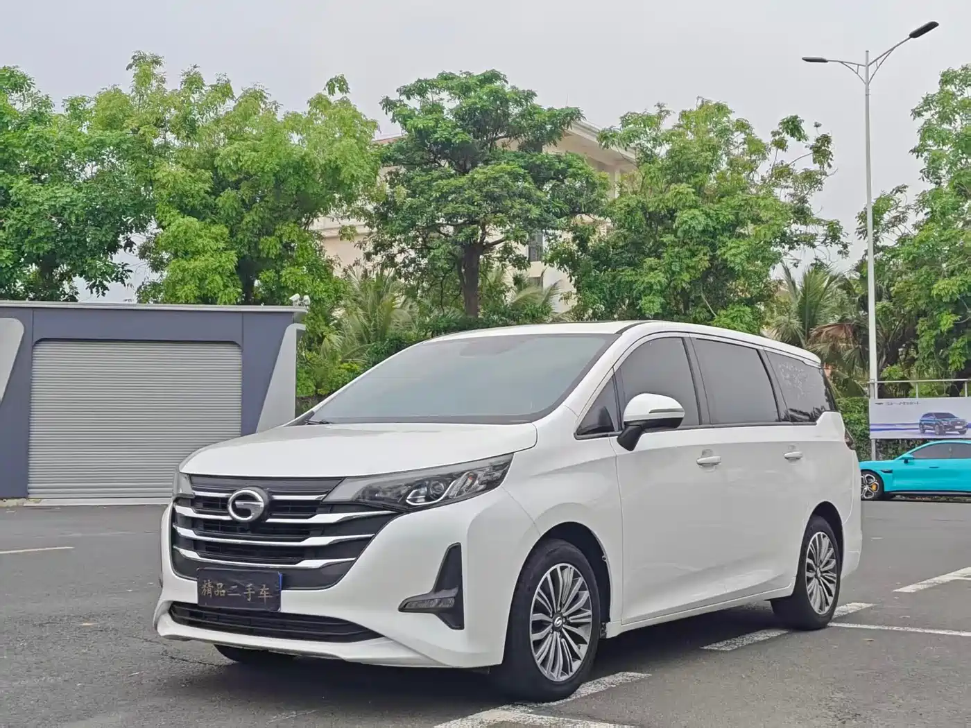 GAC Trumpchi M6 2019 270T Automatic Premium Edition (7-Seater) China V