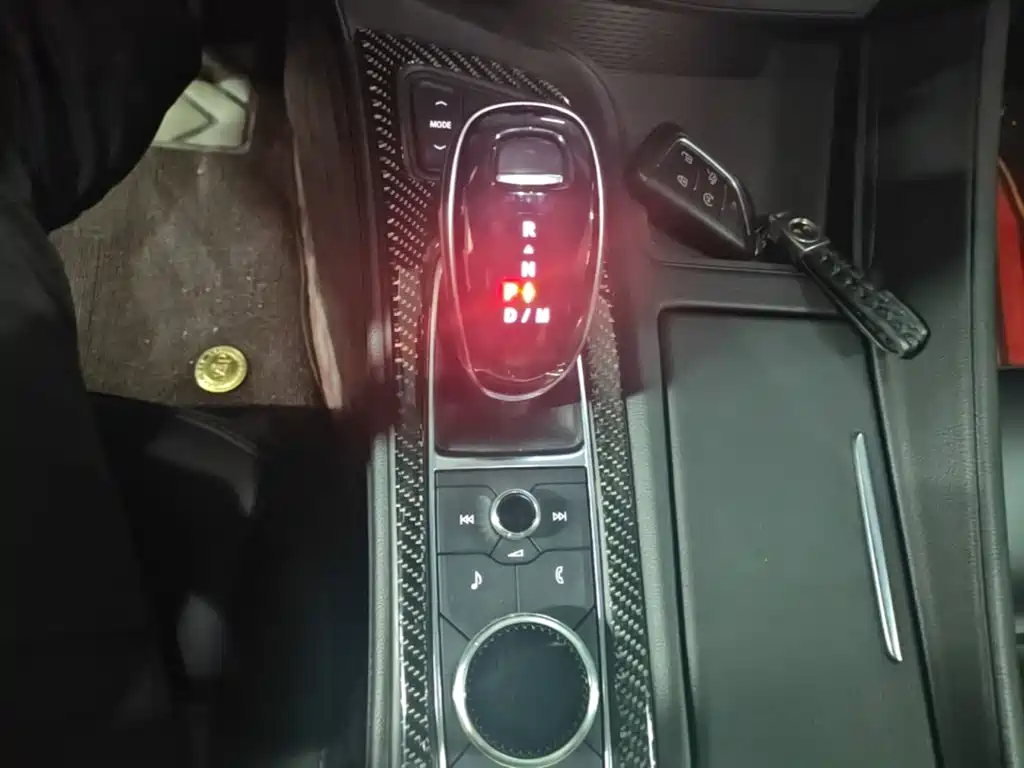 Фото 14 - Cadillac CT5