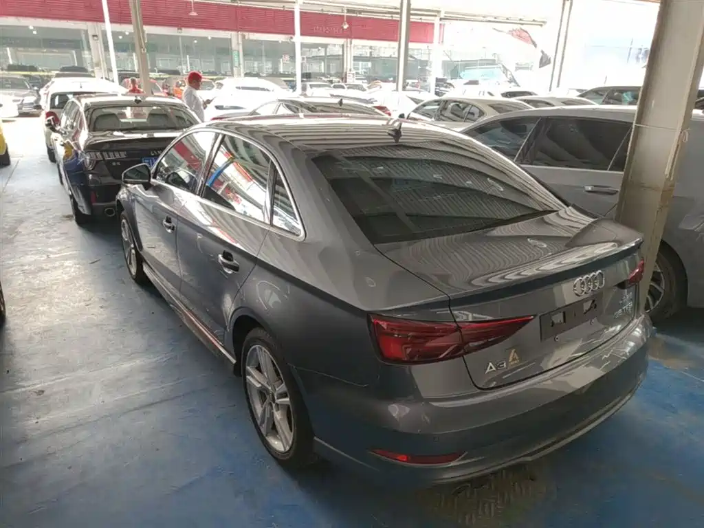 Audi A3 2019 Limousine 35 TFSI Fashion China VI фото 5