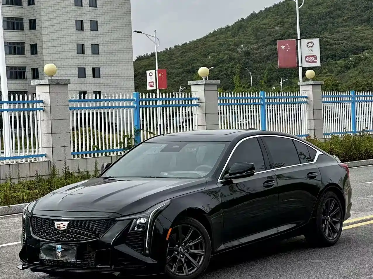 Фото 1 - Cadillac CT5