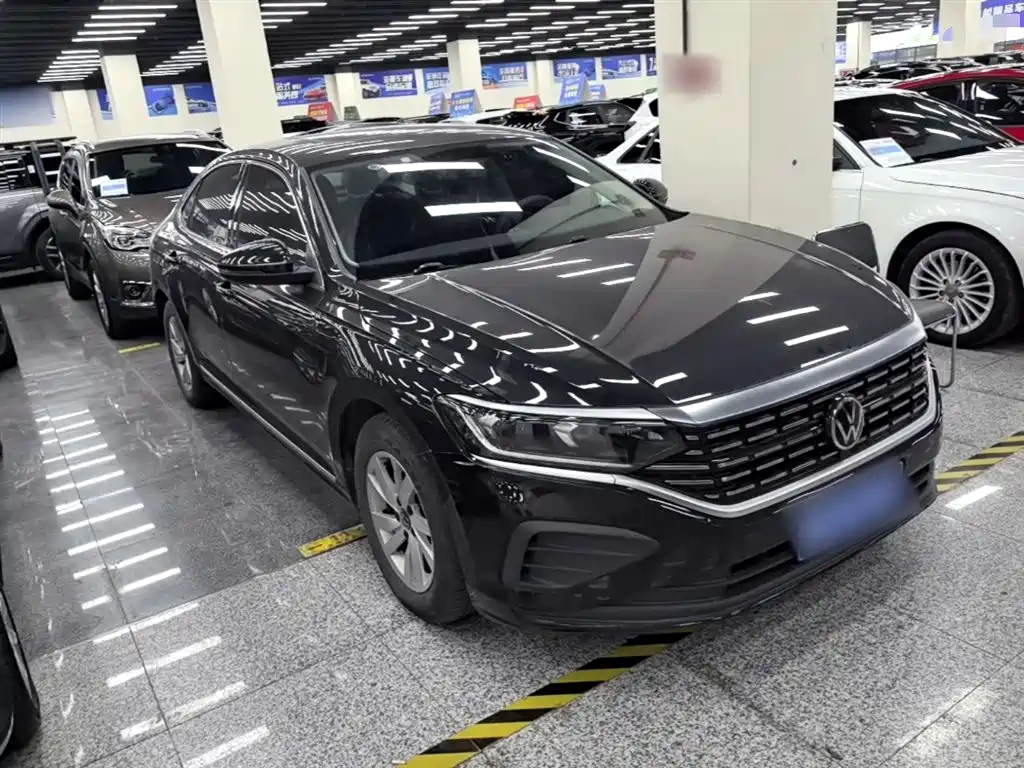 Volkswagen Passat 2025 Outstanding 280TSI Business Edition фото 4
