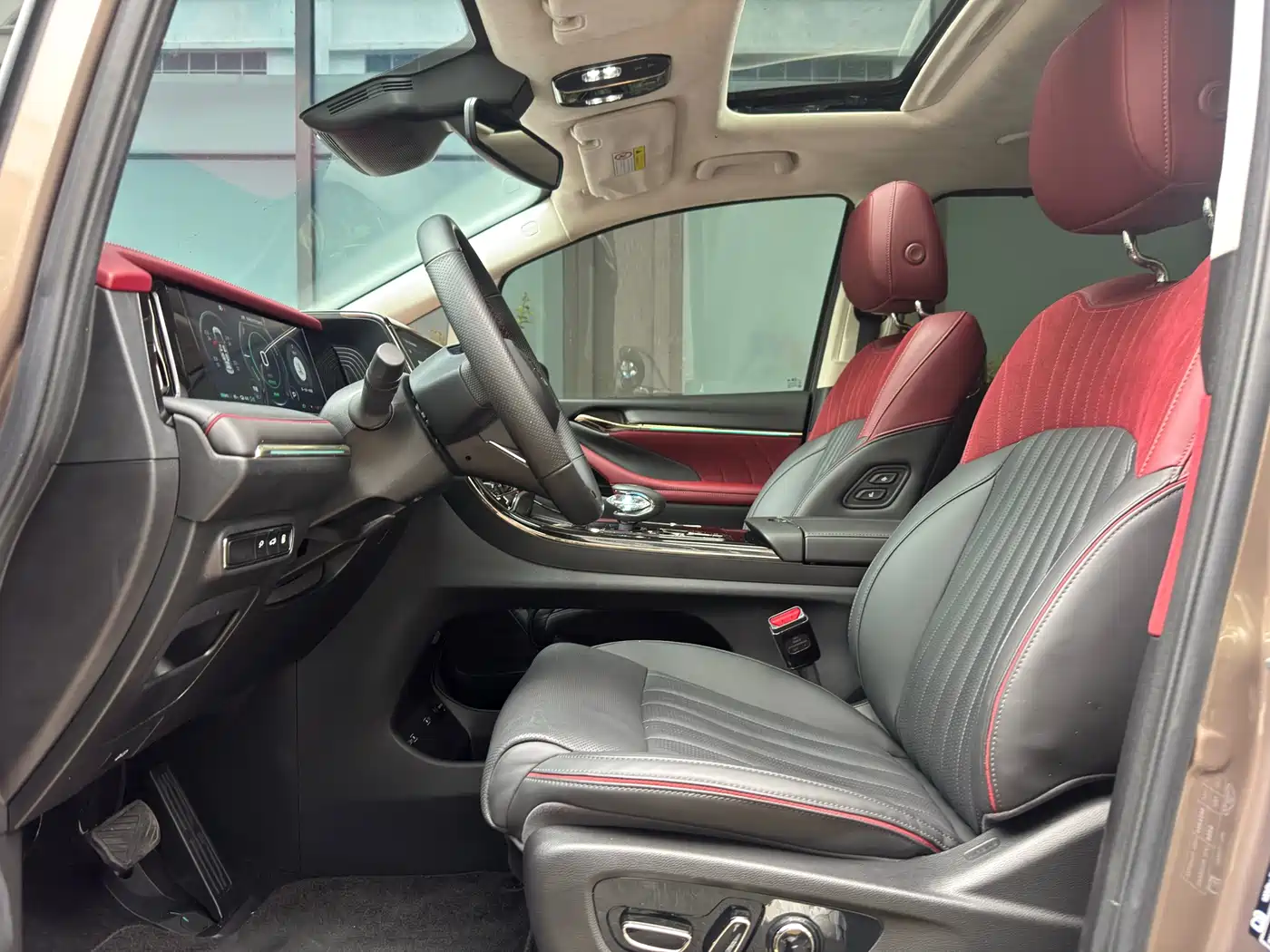 GAC Trumpchi Trumpchi E9 2023 E9 Champion Edition фото 10