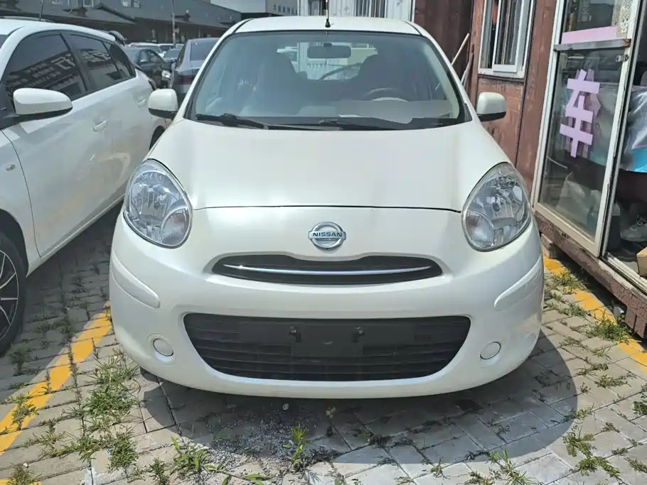Nissan March 2013 2010 1.5L Automatic Easy Shine Edition