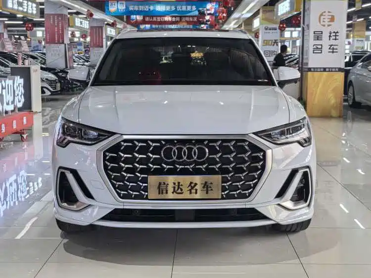 Audi Q3 2024 40 TFSI Fashion Sport фото 2