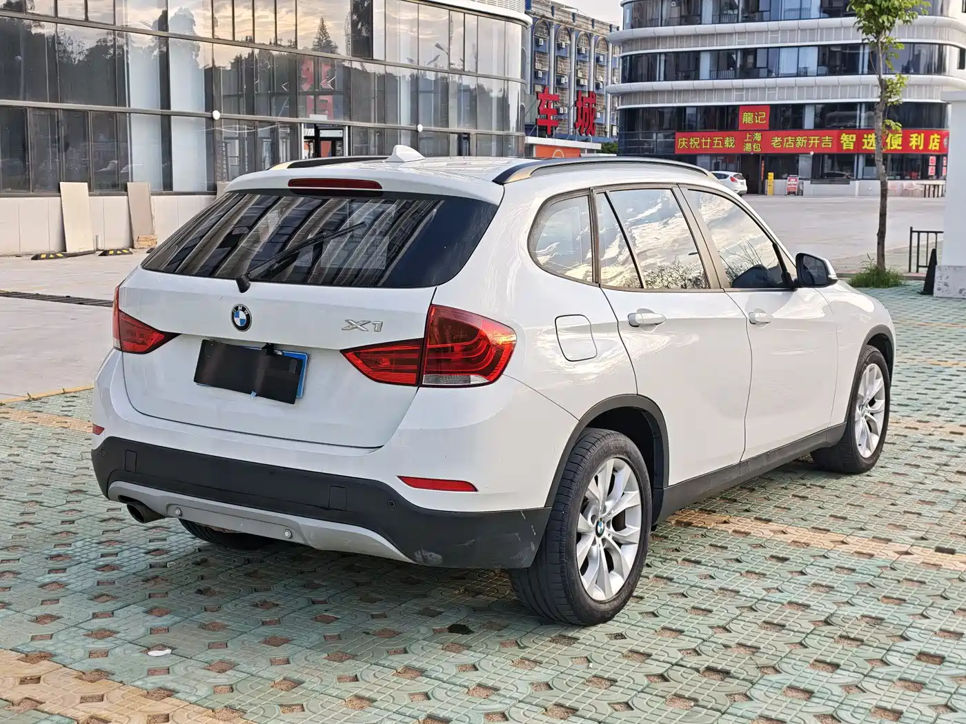 BMW X1 (Import) 2012 sDrive18i Luxury фото 4