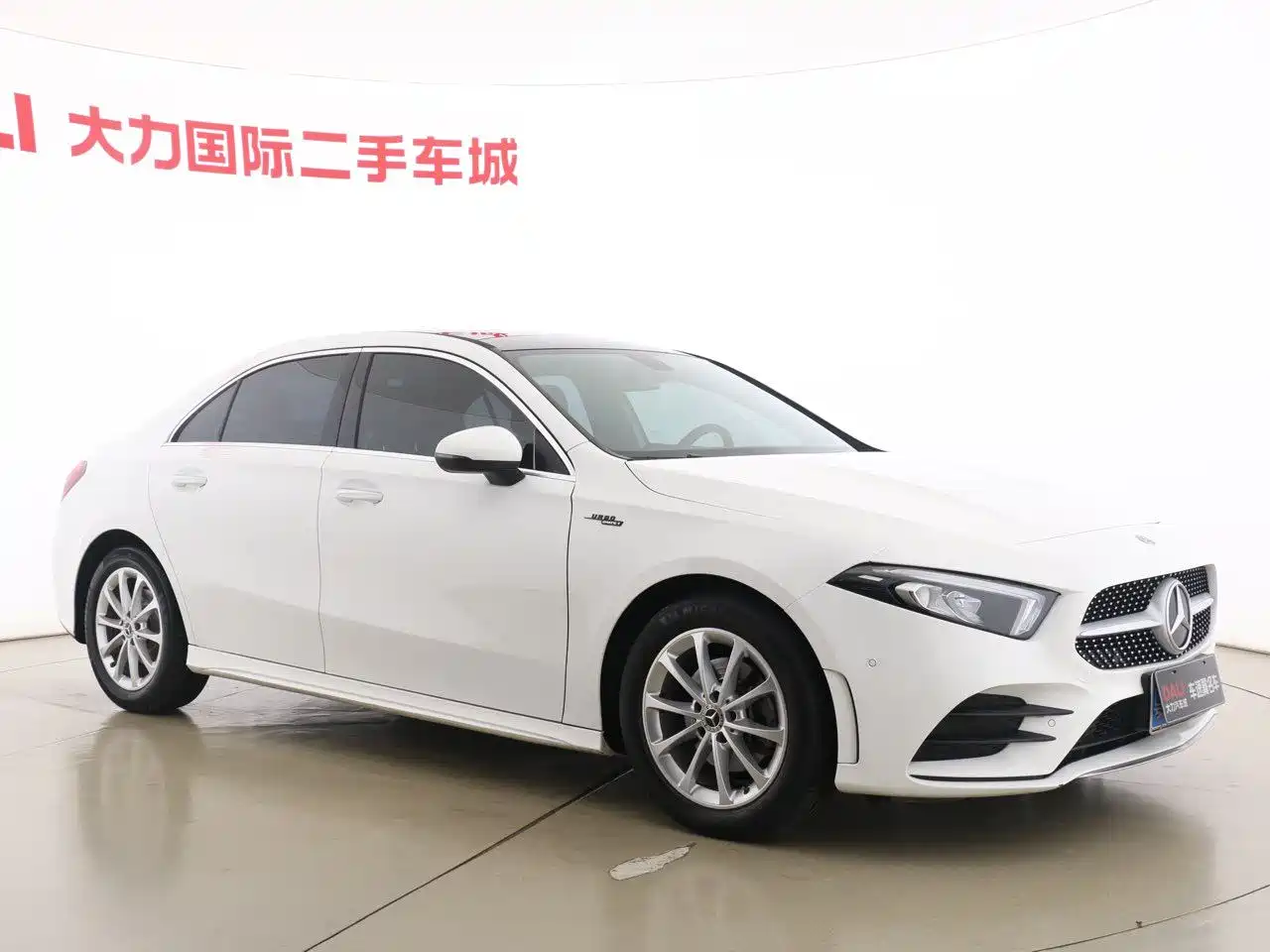 Mercedes-Benz A-Class 2020 A 200 L Sport Sedan фото 3