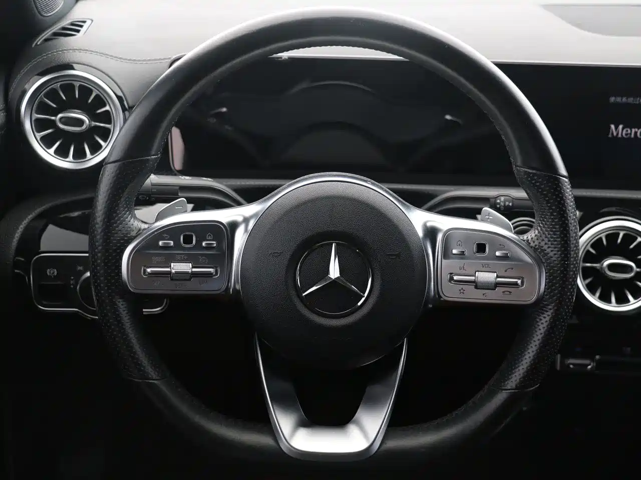 Mercedes-Benz A-Class 2020 A 200 L Sport Sedan фото 5