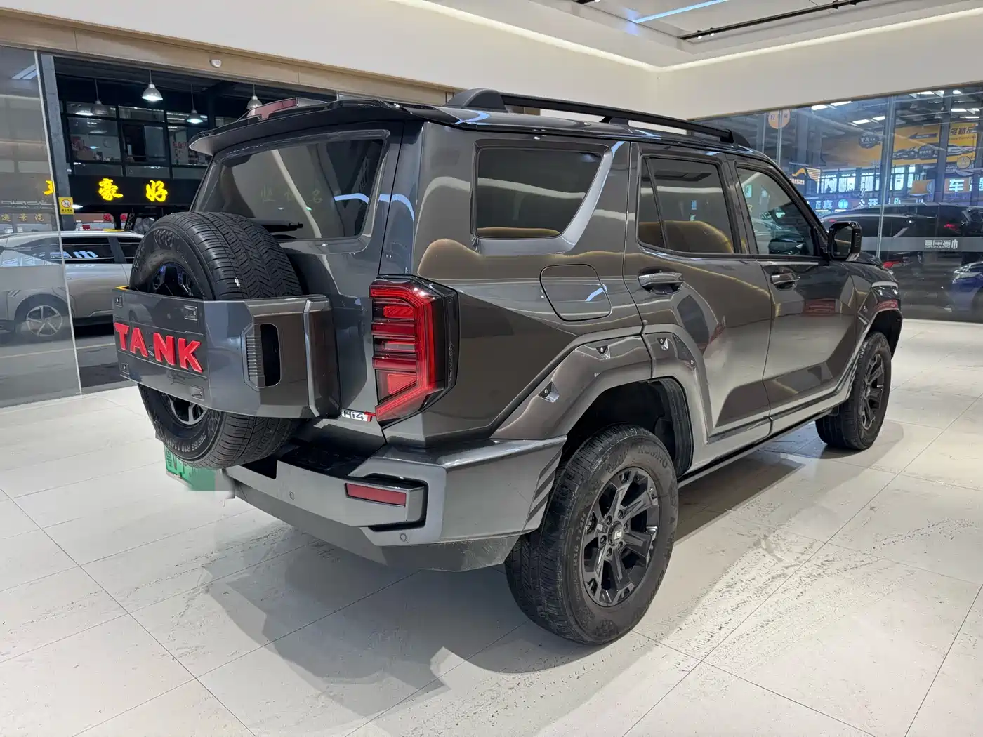 Tank 400 New Energy 2023 Hi4-T Super Edition фото 6