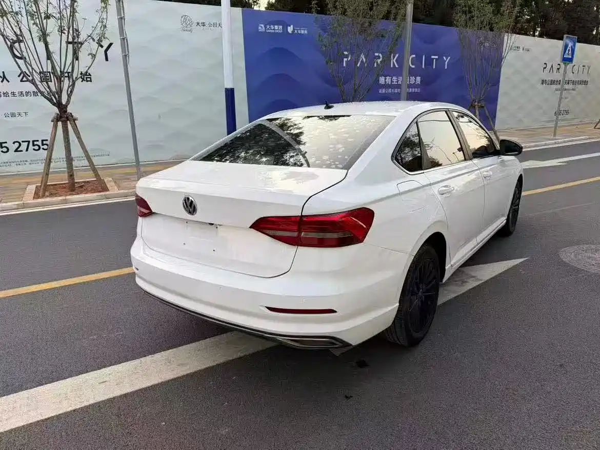 Volkswagen Lavida 2019 1.5L Automatic Comfort Edition China VI фото 9