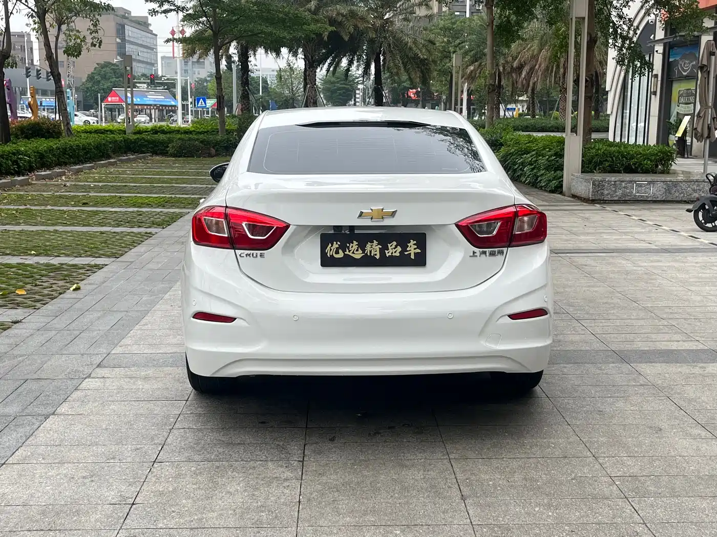 Chevrolet Cruze 2018 320 Automatic Pioneer Sunroof Edition фото 6