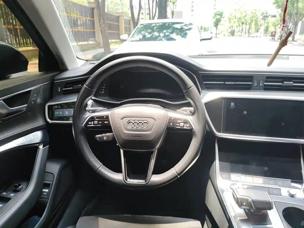 AUDI A6 (IMPORT)