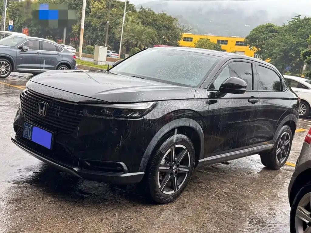 Фото 1 - Honda Vezel