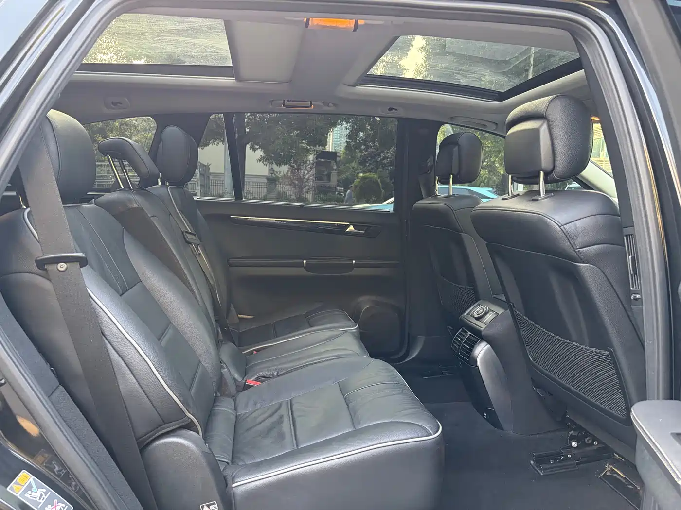 Mercedes-Benz R-Class 2017 R 320 4MATIC Business Collector's Edition фото 14