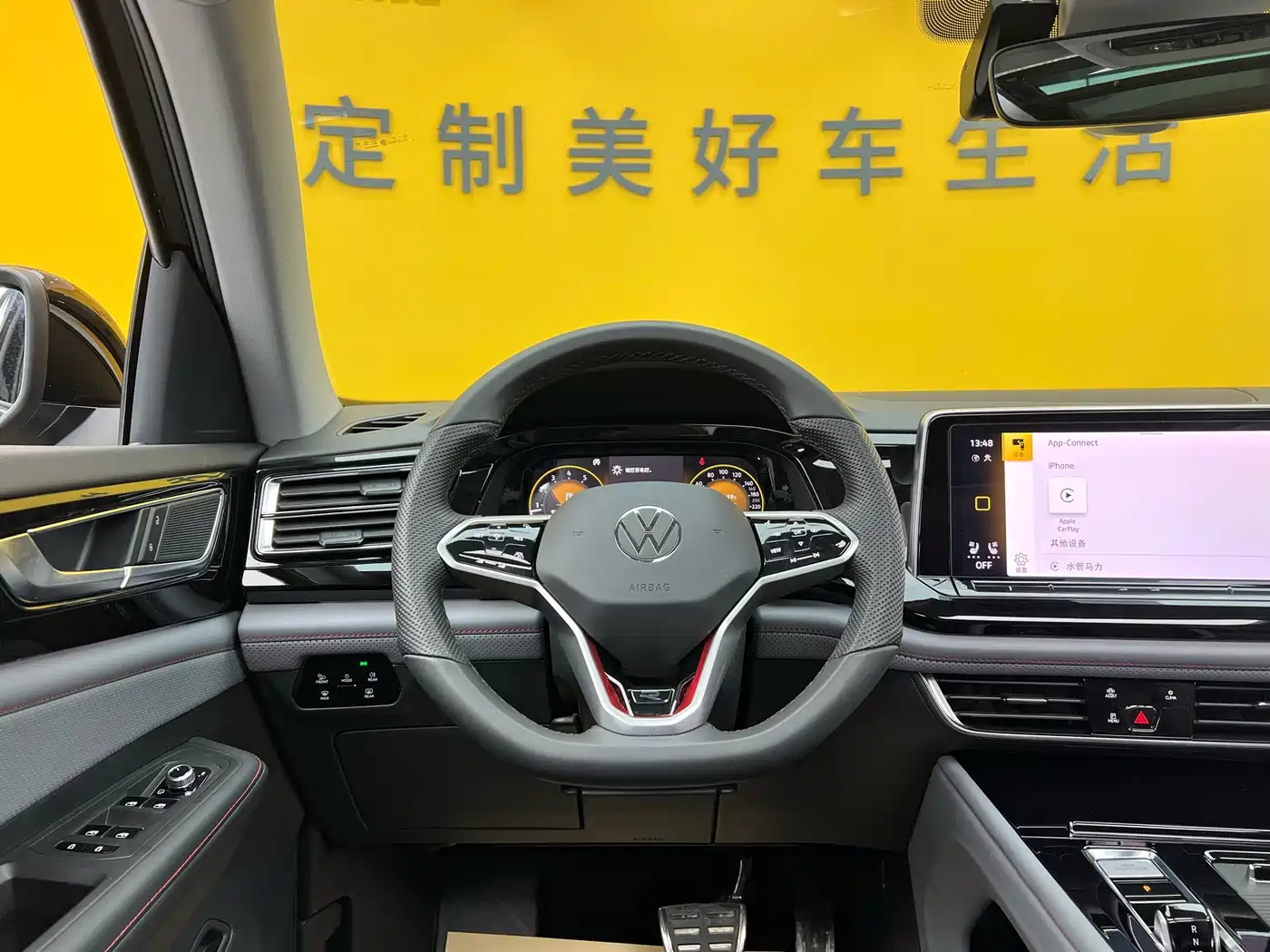 Volkswagen Teramont 2024 Teramont X 380TSI 4WD Premium Luxury Edition фото 17