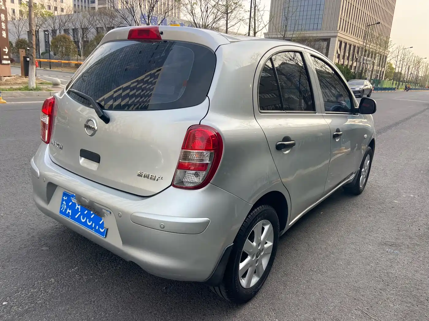 Nissan March 2014 2015 1.5L Automatic Easy Shine