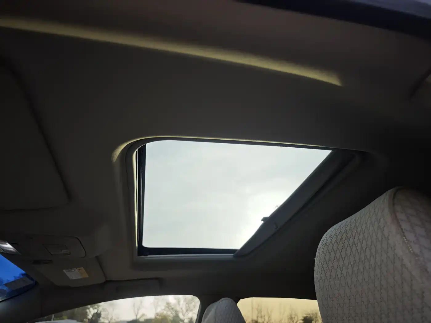 Buick GL8 2014 2.4L CT Luxury Business Comfort фото 15