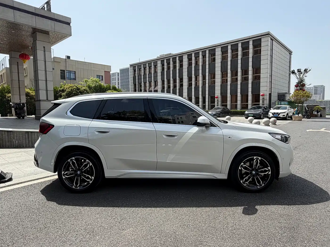BMW X1 2023 sDrive25Li M Sport Package фото 4