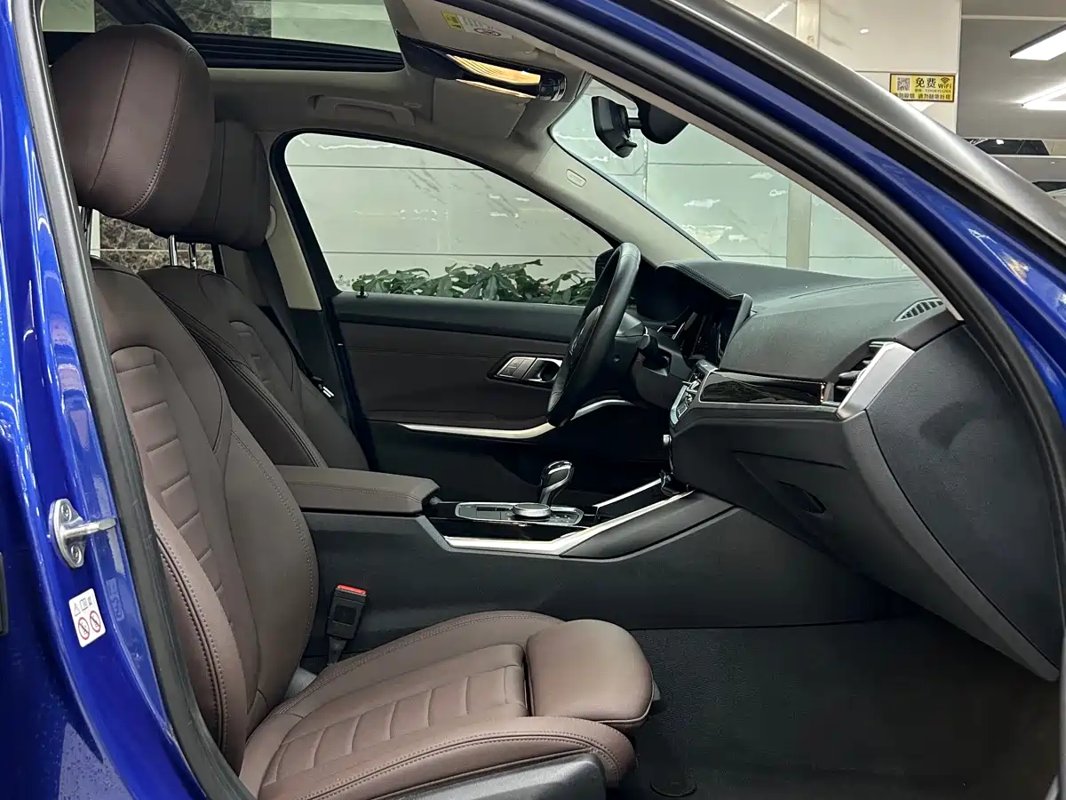 BMW 3 Series 2020 320Li M Sport Package фото 9