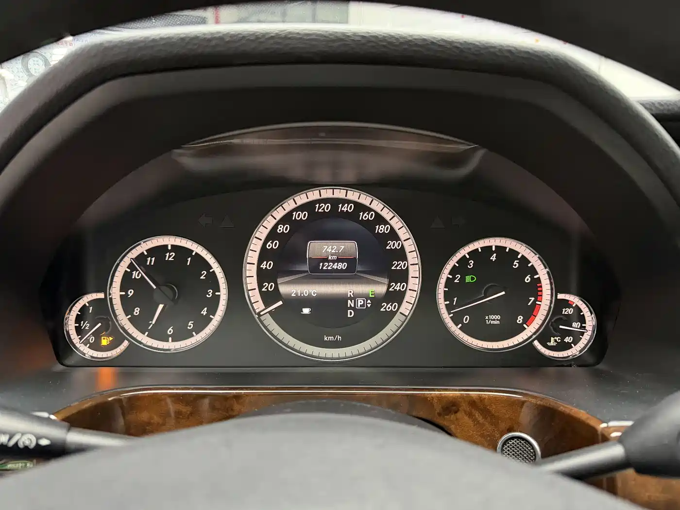 Mercedes-Benz E-Class 2012 E 300 L Elegance Model фото 5