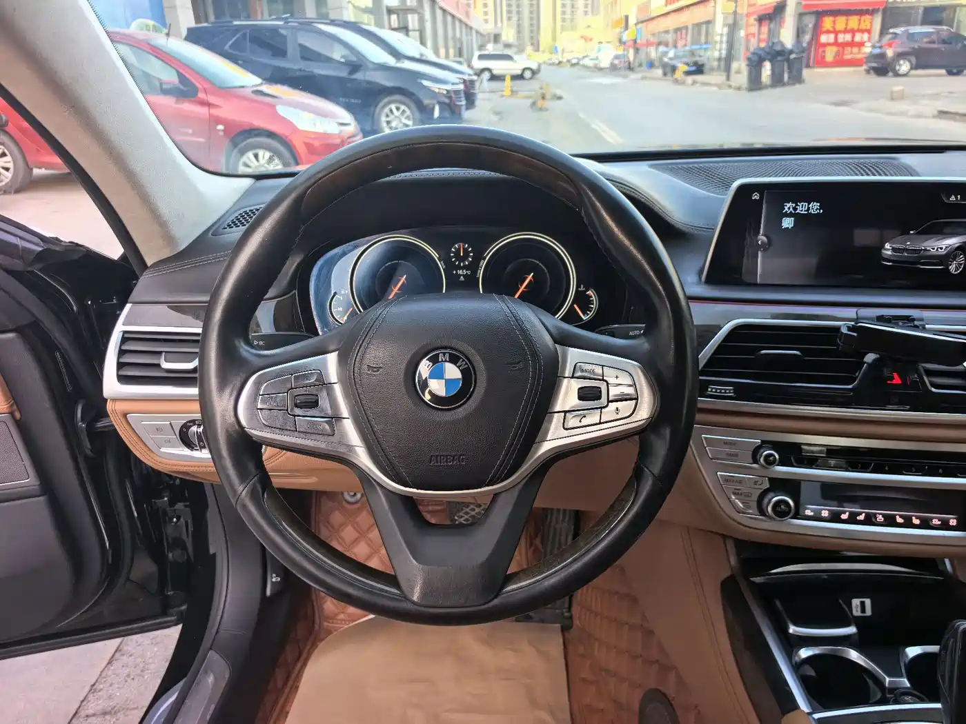 BMW 7 Series 2017 730Li Luxury Edition фото 8