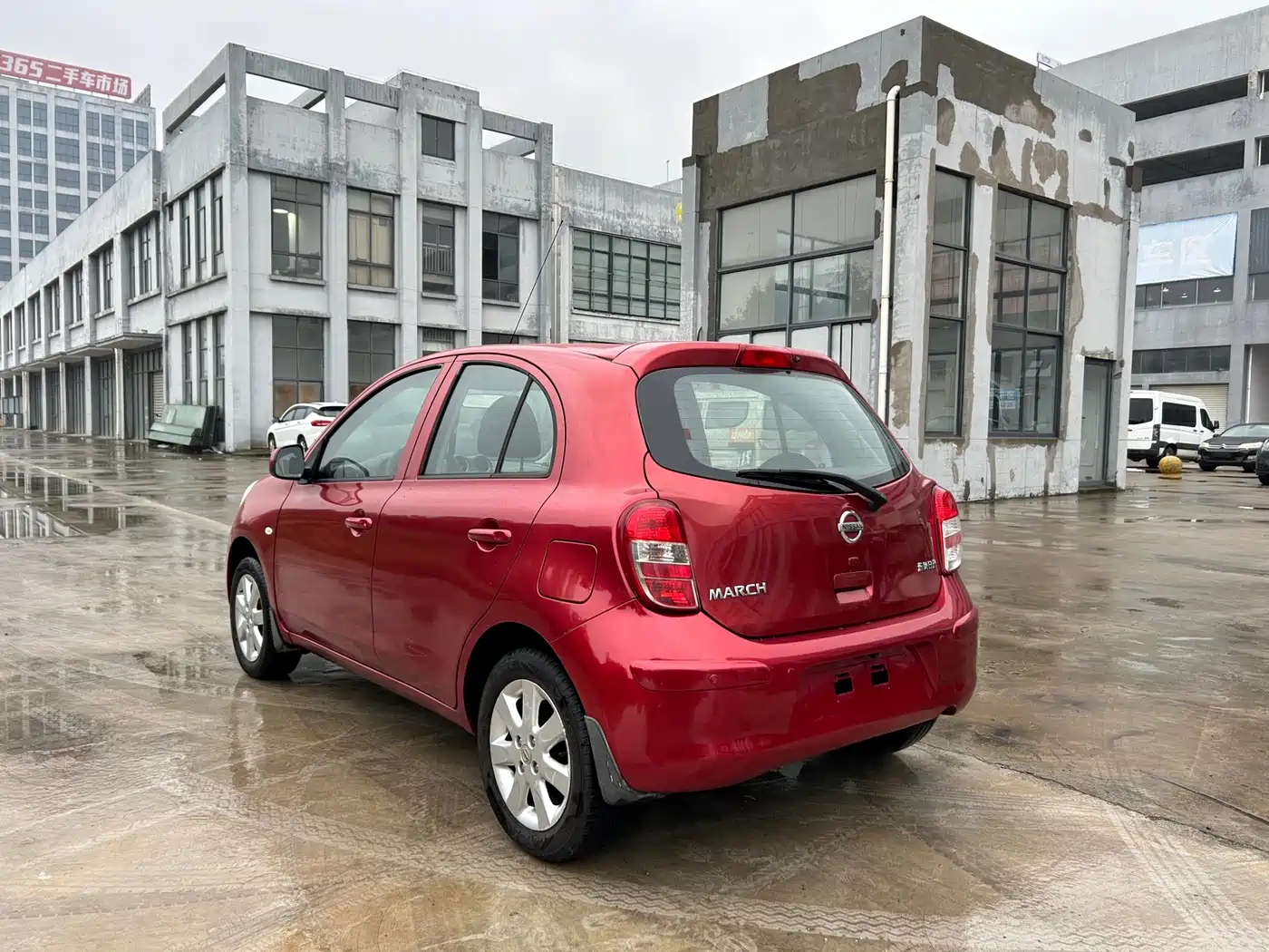 Nissan March 2013 2010 1.5L Automatic Easy Smart Edition
