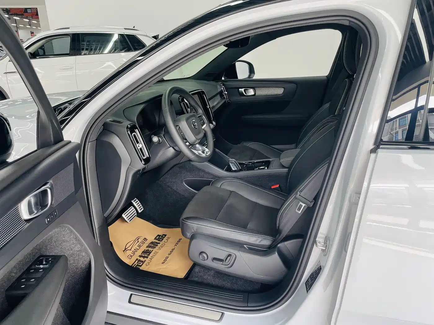 VOLVO XC40 NEW ENERGY