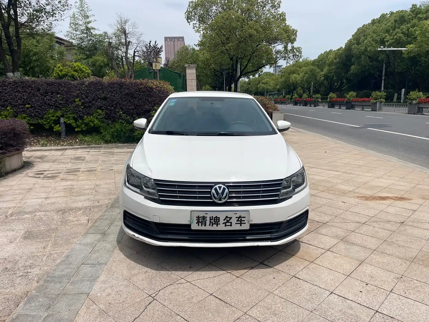 Volkswagen Lavida 2017 1.6L Automatic Trend Edition фото 6