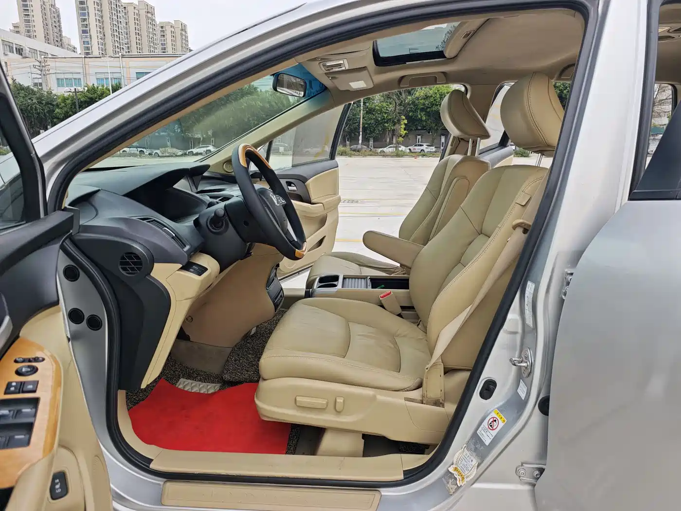 Photo 9 - Honda Odyssey