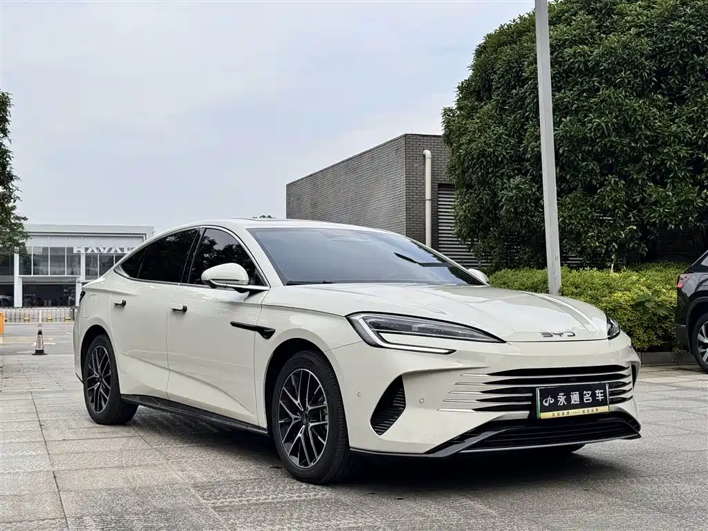 BYD Seal 07 DM-i 2025 Smart Drive Edition DM-i 1.5L 125km Premium фото 3