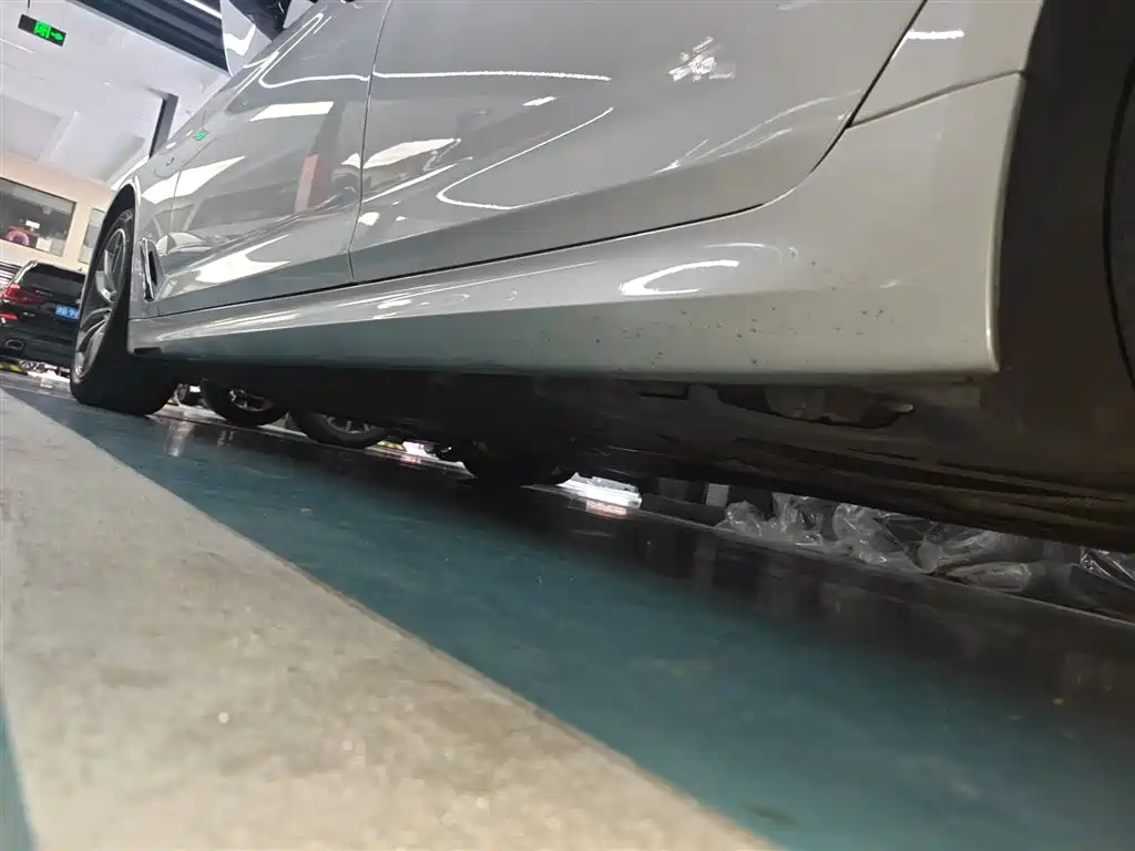 BMW 5 Series 2020 525Li M Sport Package фото 21