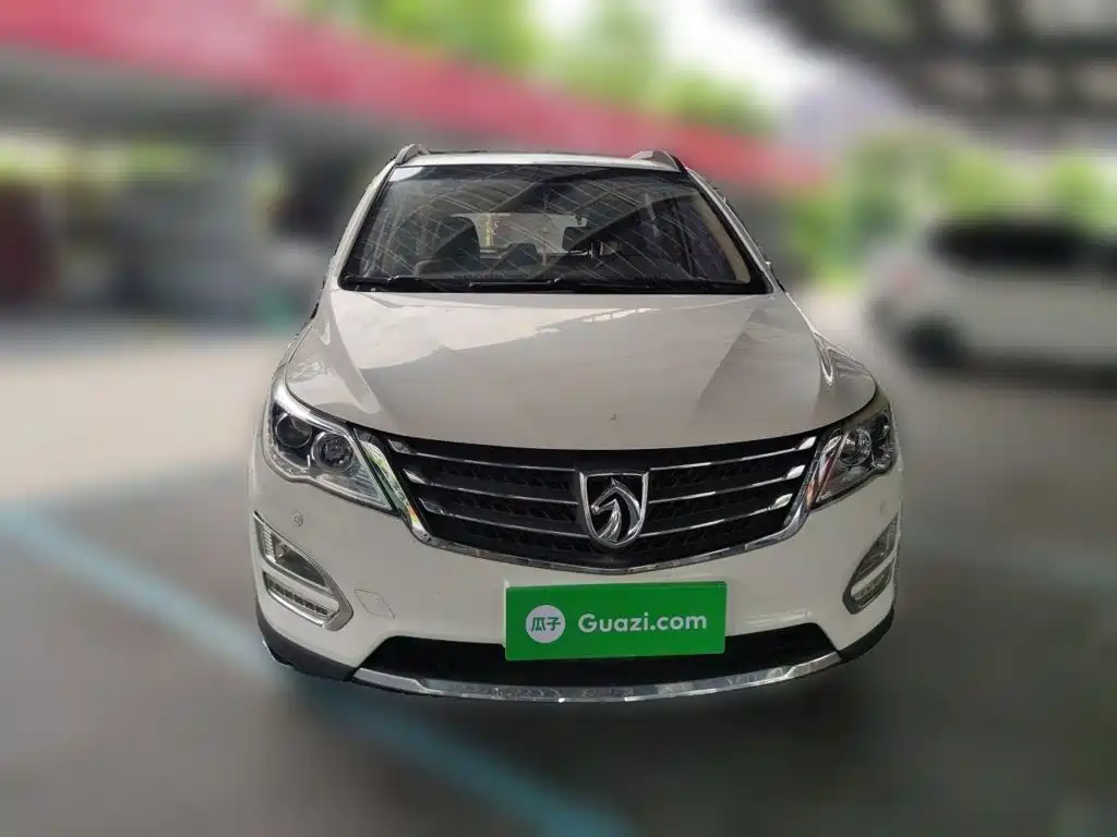 Baojun 560 2017 2016 1.8L iAMT Luxury